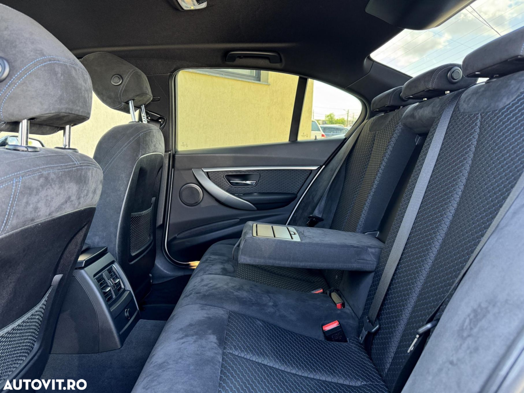 BMW Seria 3 - 23