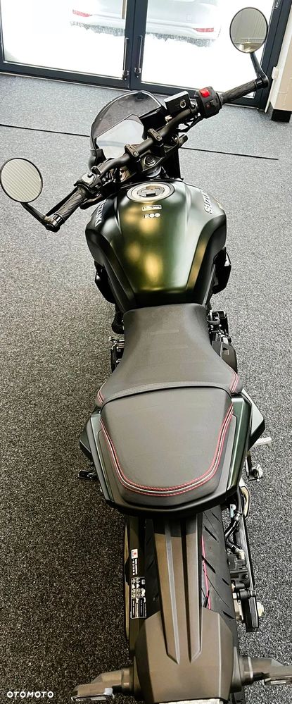 Suzuki GSX - 25