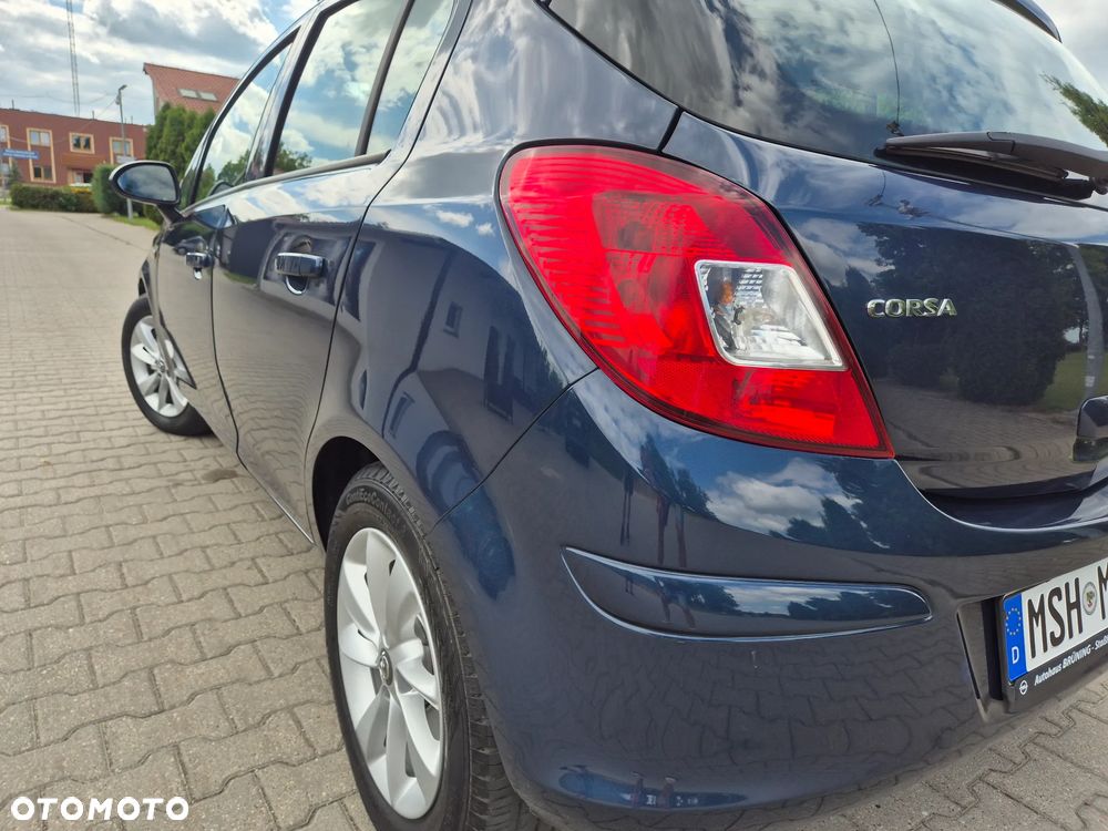 Opel Corsa 1.2 16V Color Edition - 2