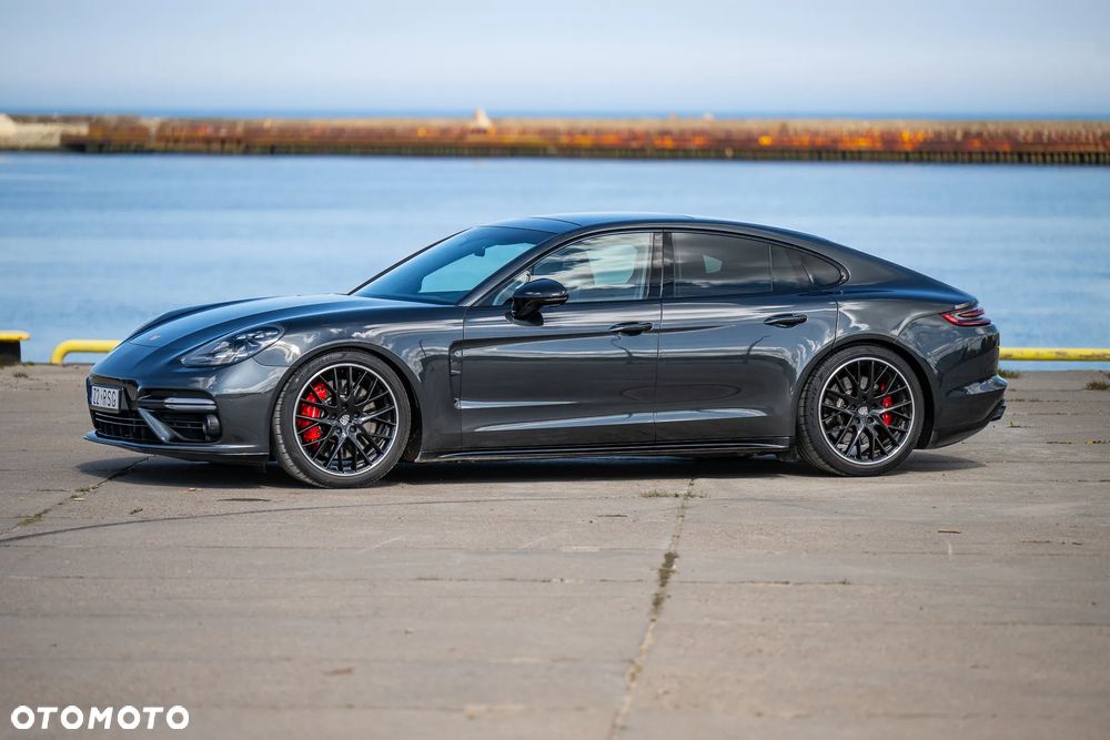Porsche Panamera Turbo - 4