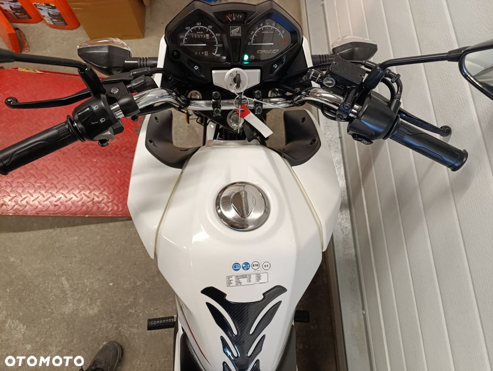 Honda CB - 7