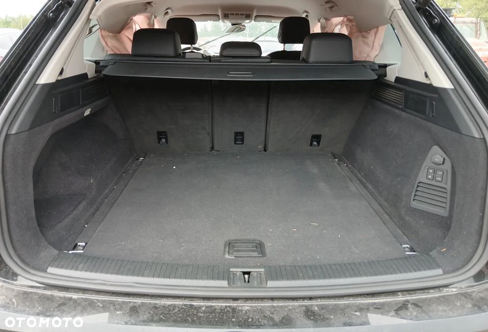 Volkswagen Touareg 3.0 V6 TDI 4Motion - 10