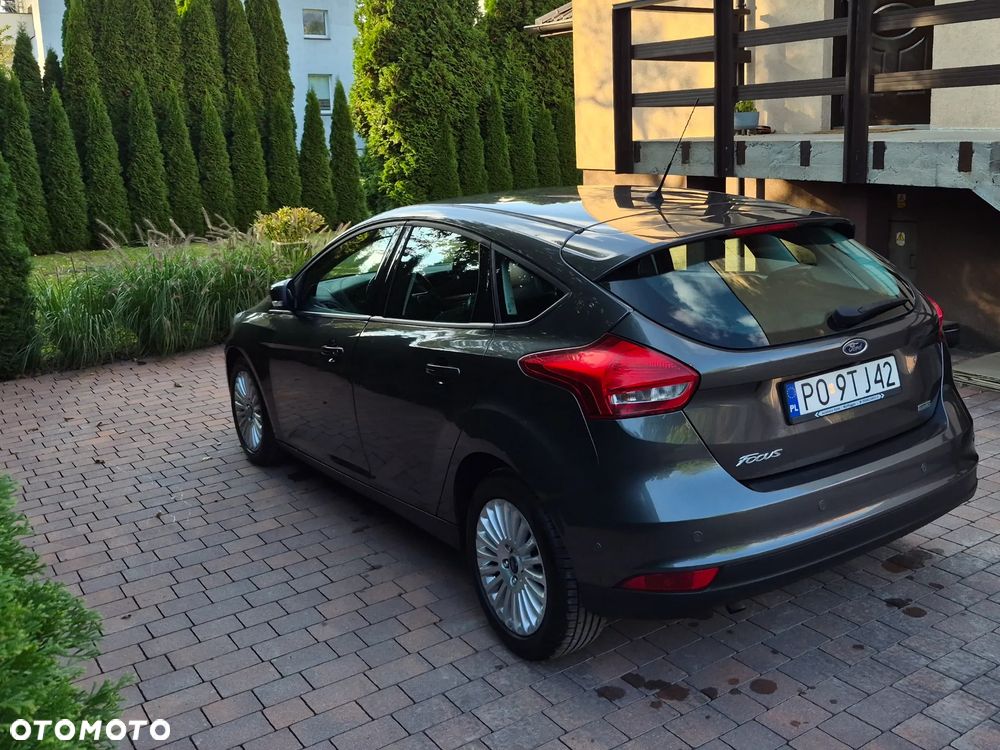 Ford Focus - 34