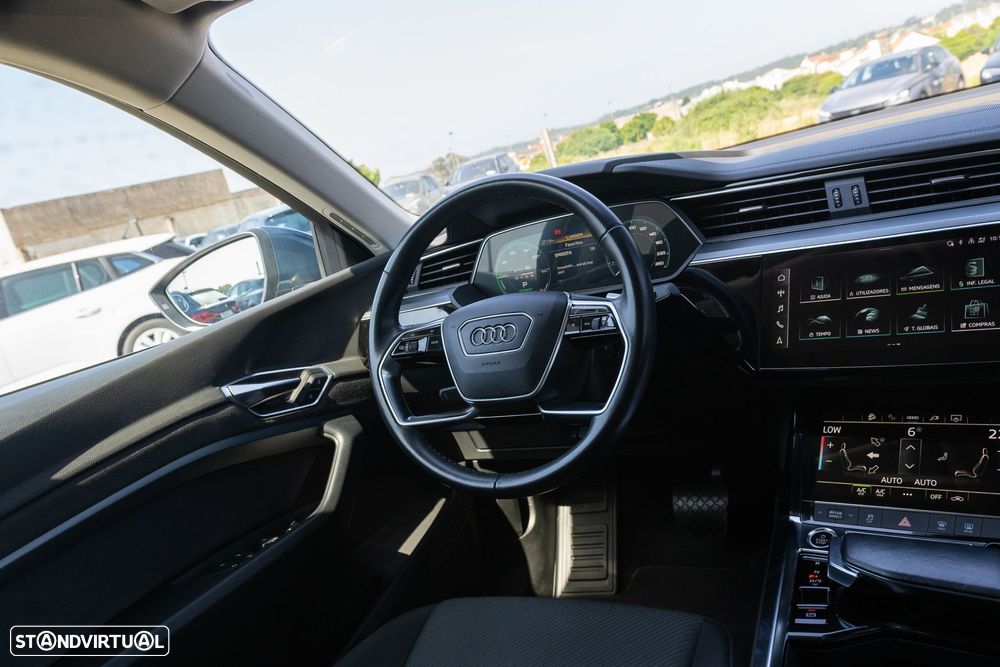 Audi Q8 e-Tron Sportback 55 quattro Advanced - 23