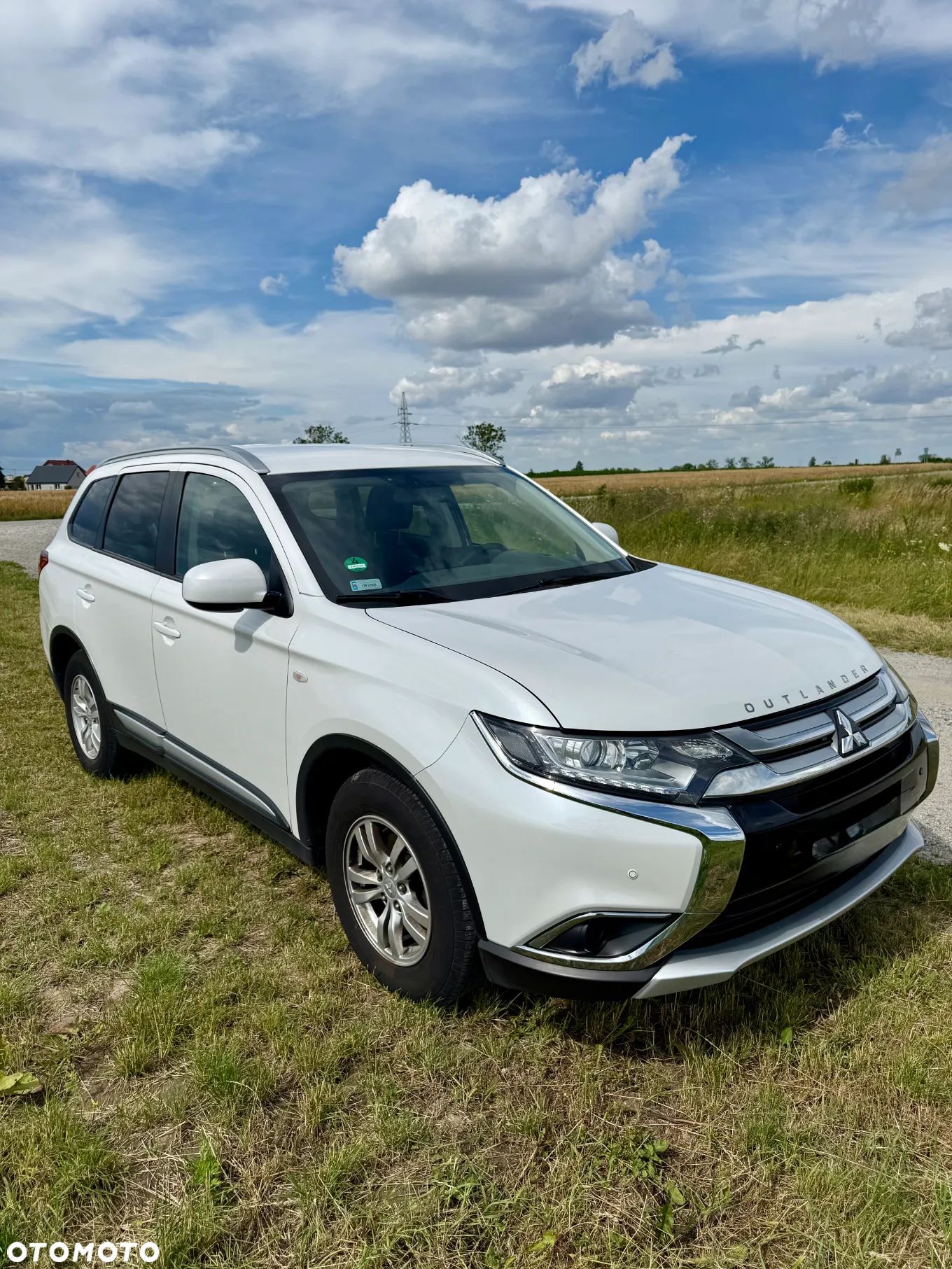 Mitsubishi Outlander 2.0 Invite + 2WD - 1