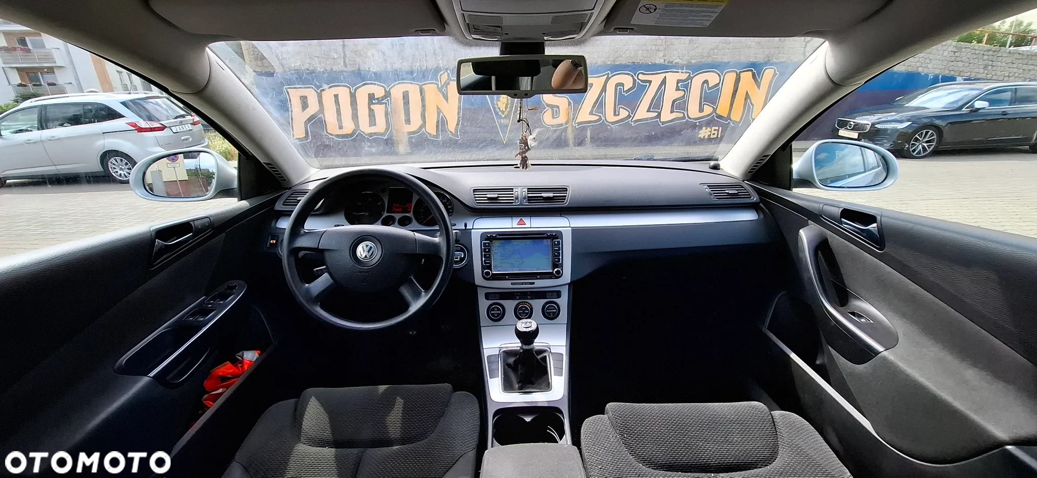 Volkswagen Passat 2.0 TDI DPF Comfortline - 13