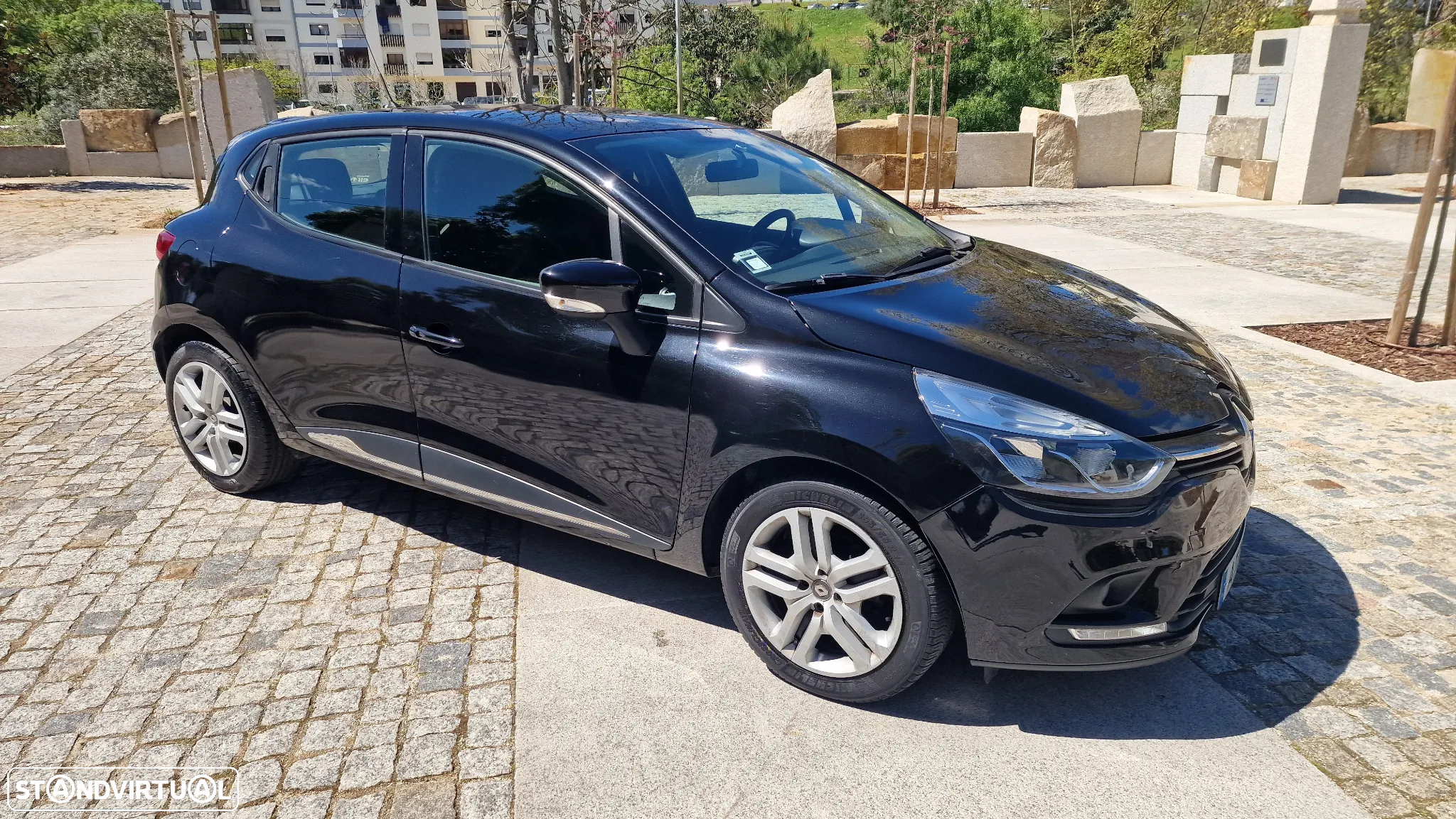 Renault Clio 1.5 dCi Zen - 4