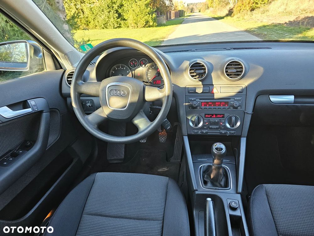 Audi A3 Sportback 1.6 Ambition - 9