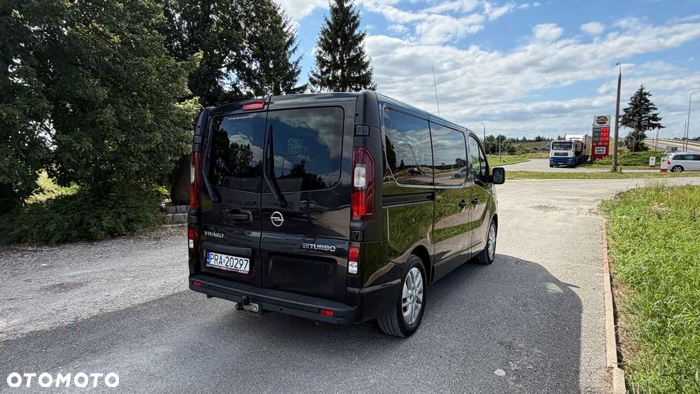 Opel Vivaro - 26