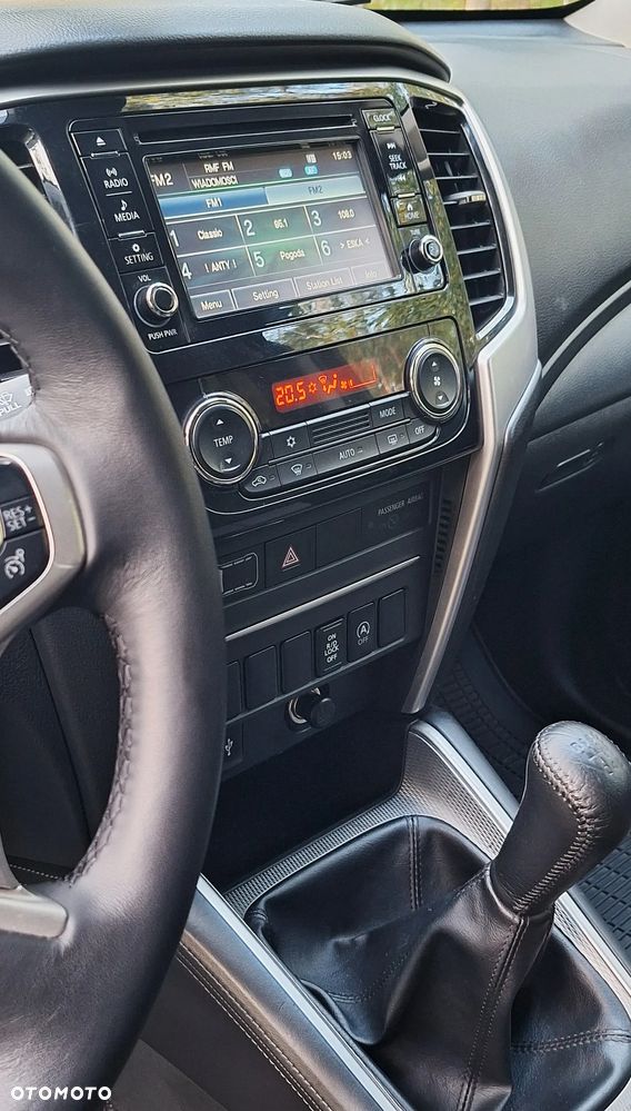 Mitsubishi L200 2.2 d DC Intense - 16