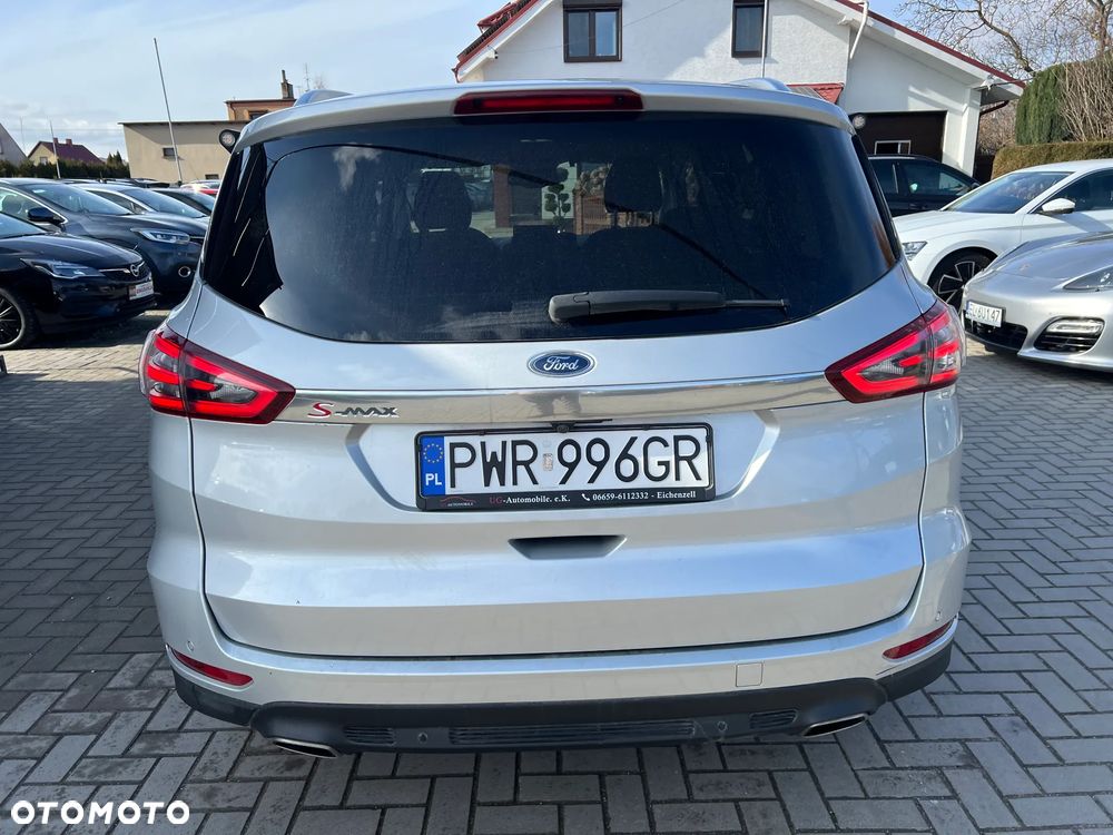 Ford S-Max - 35