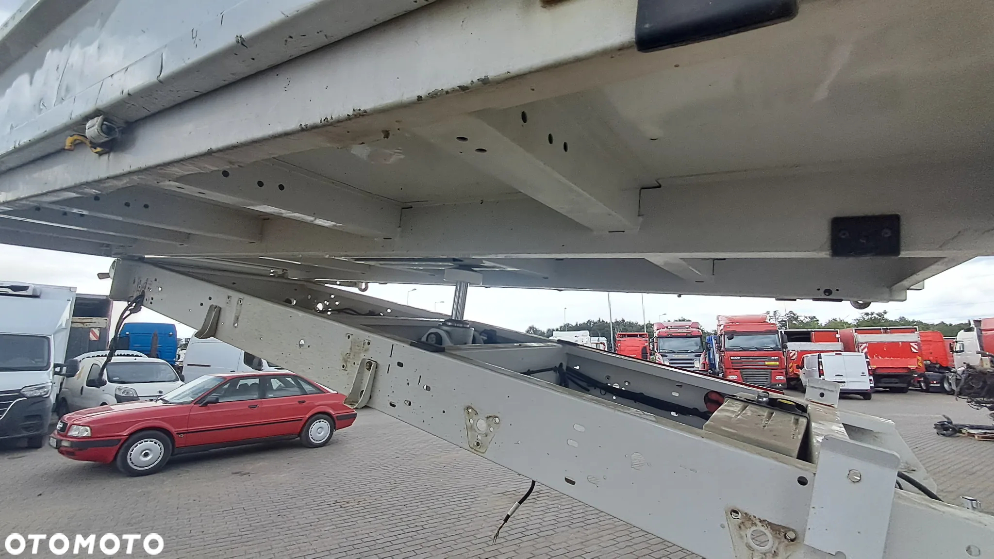 Zabudowa wywrotka 3m iveco daily bus wywrot elektryczny cabreta - 3