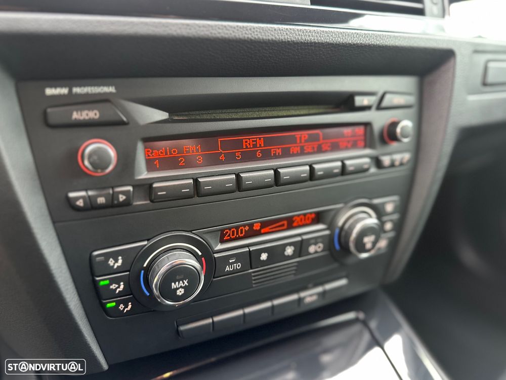 BMW 320 i Cabrio - 18