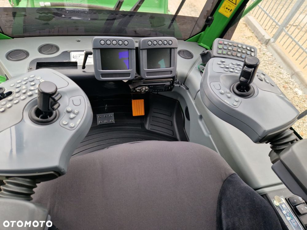 John Deere 1210E - 25