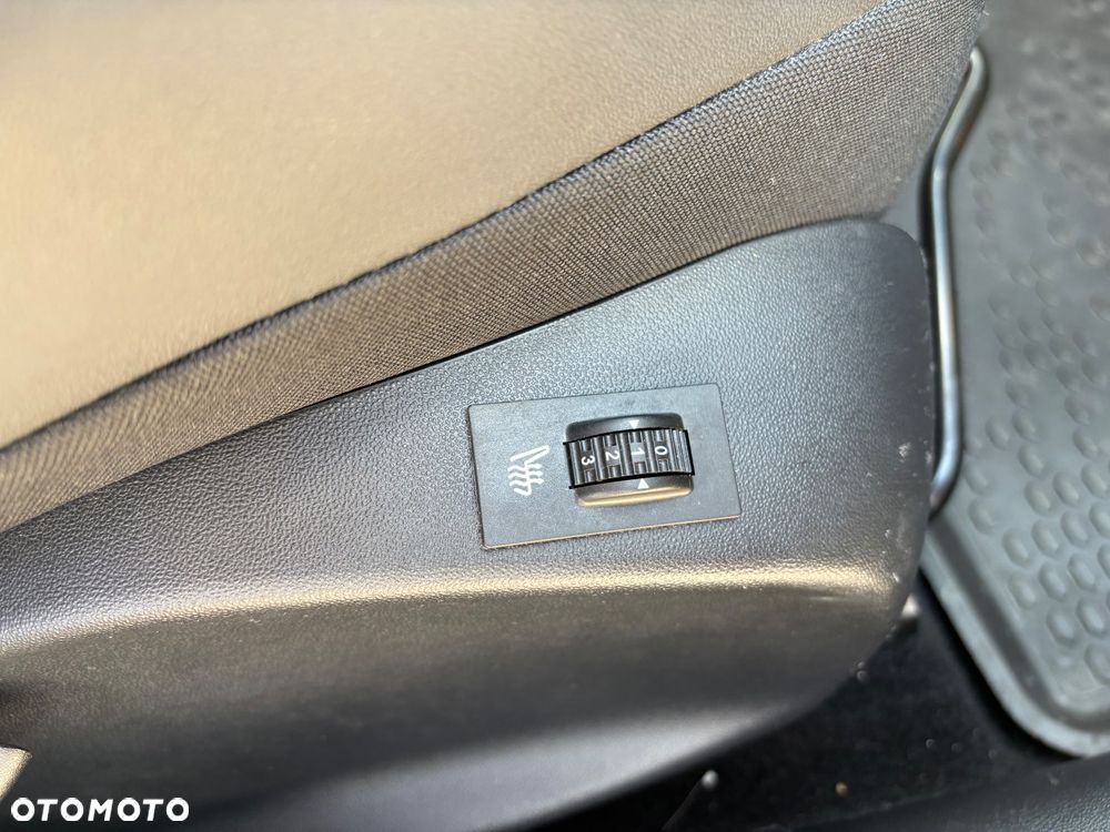 Peugeot 2008 1.2 PureTech GT Line S&S EAT8 - 17