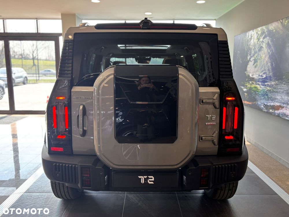 Jetour T2 2.0T DCT - 7