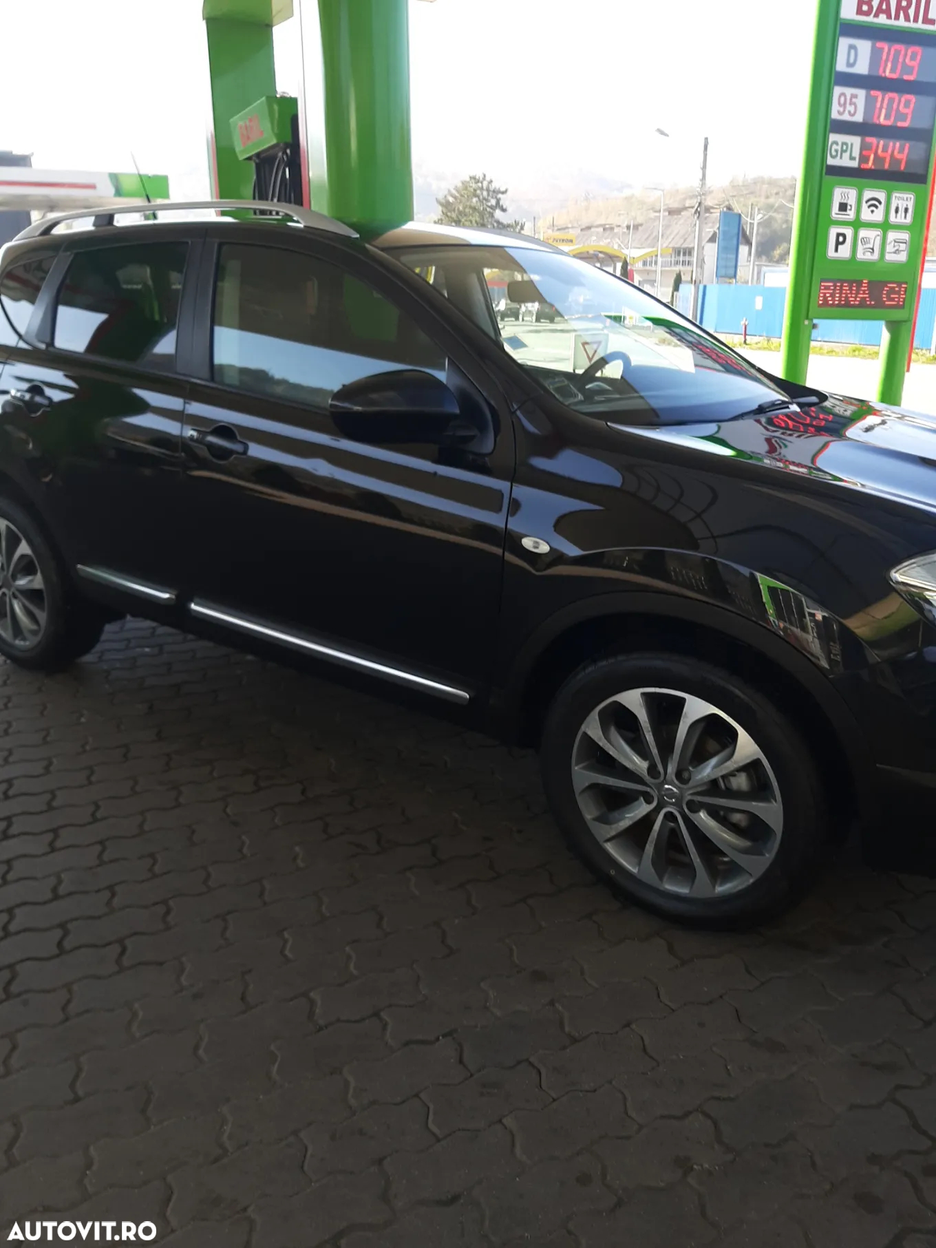 Nissan Qashqai 1.6 dCi DPF tekna - 15