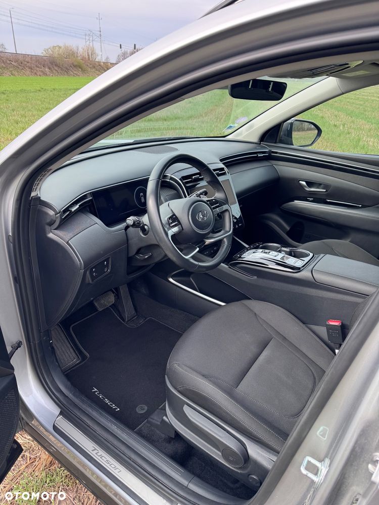 Hyundai Tucson 1.6 T-GDi HEV 2WD Advantage - 13