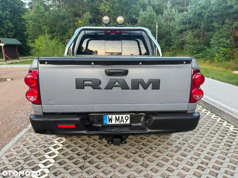 Dodge RAM - 7