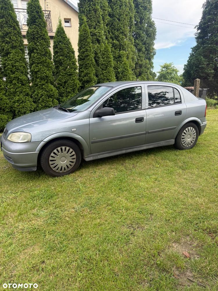 Opel Astra - 1