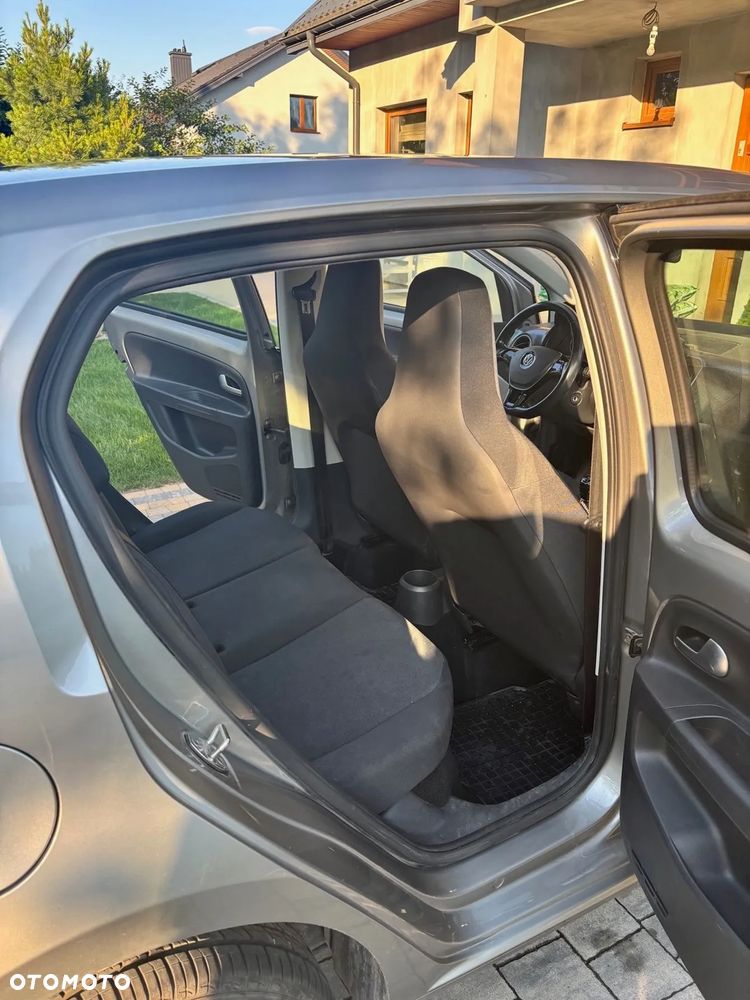 Volkswagen up! 1.0 move - 6