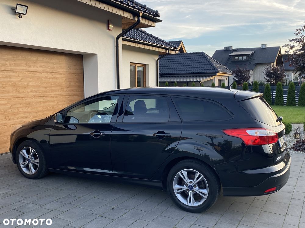 Ford Focus 1.0 EcoBoost Start-Stopp-System SYNC Edition - 17