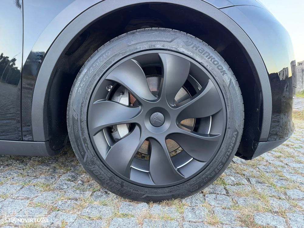 Tesla Model Y RWD - 21
