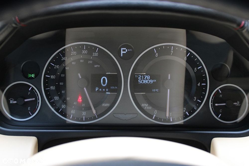 Aston Martin Rapide S - 24