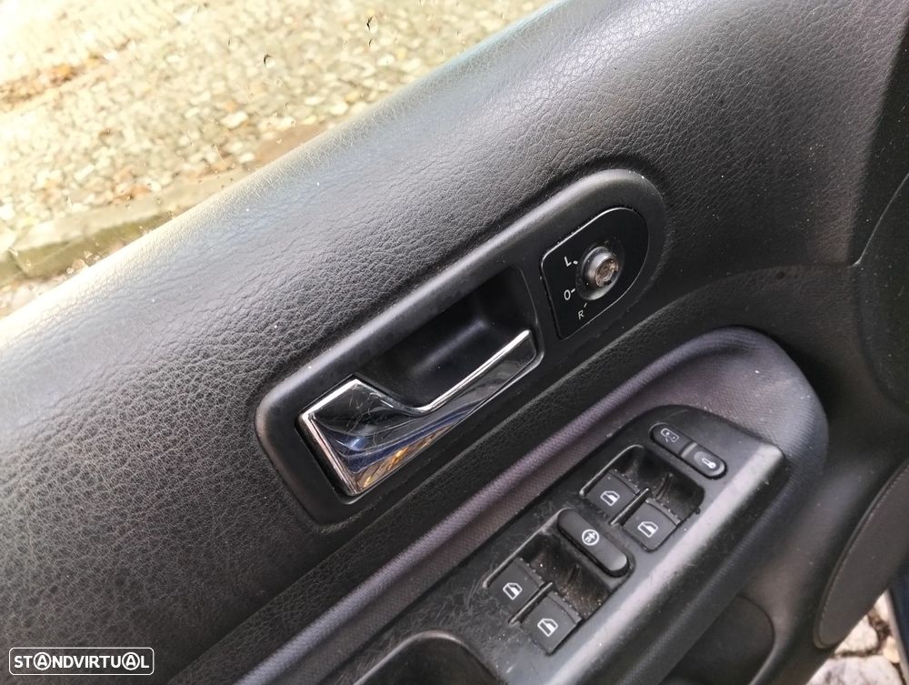 VW Golf 1.4i Confortline JE+AC - 12