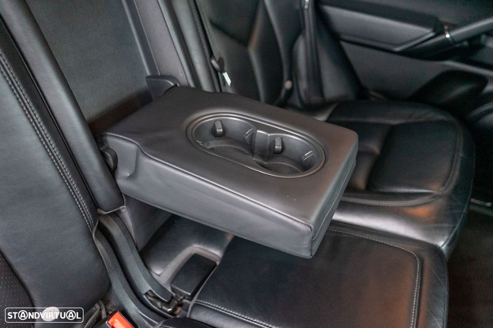 Porsche Cayenne - 25