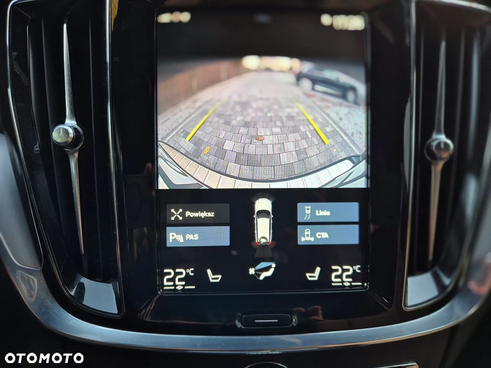 Volvo V60 Cross Country T5 AWD Geartronic Momentum - 14