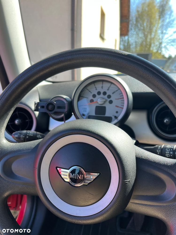 MINI ONE Standard - 11