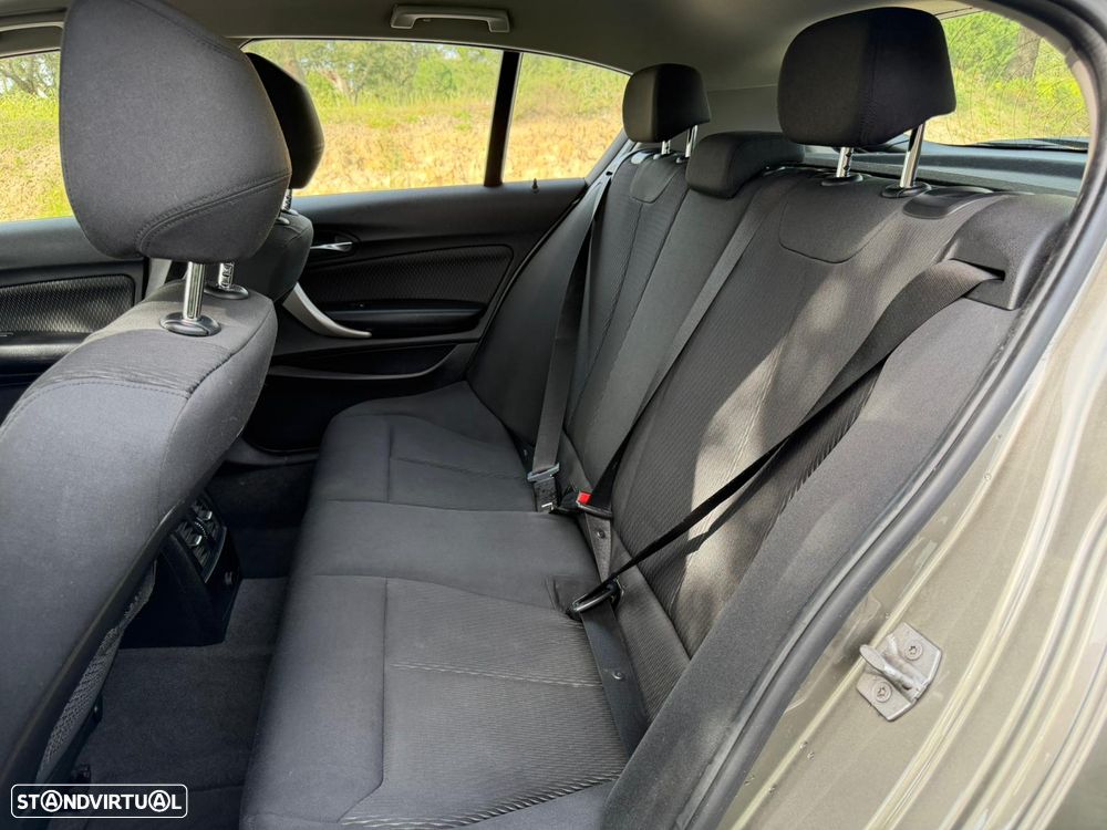 BMW 116 d EfficientDynamics Edition Sport Line - 11