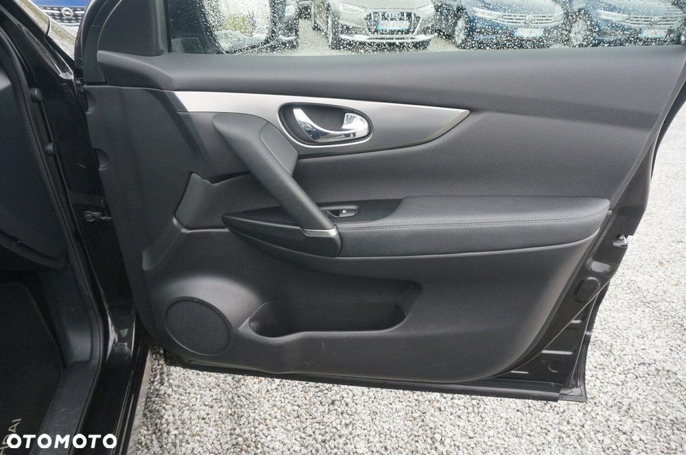 Nissan Qashqai 1.3 DIG-T Tekna EU6d - 26