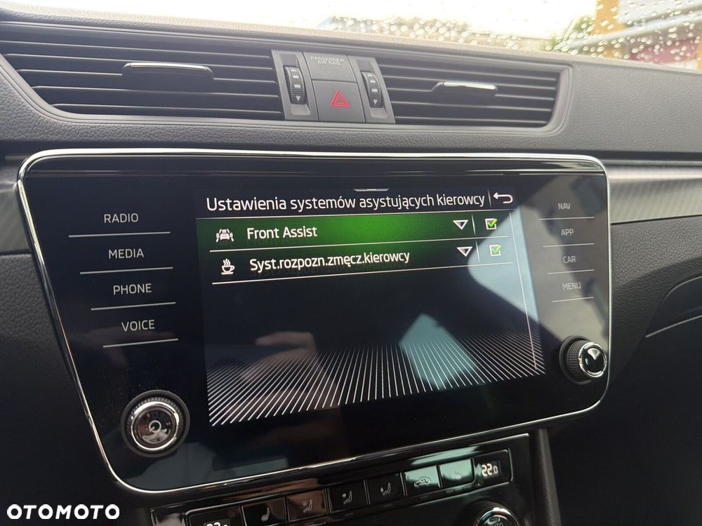 Skoda Superb 2.0 TDI SCR 4x4 Sportline DSG - 21