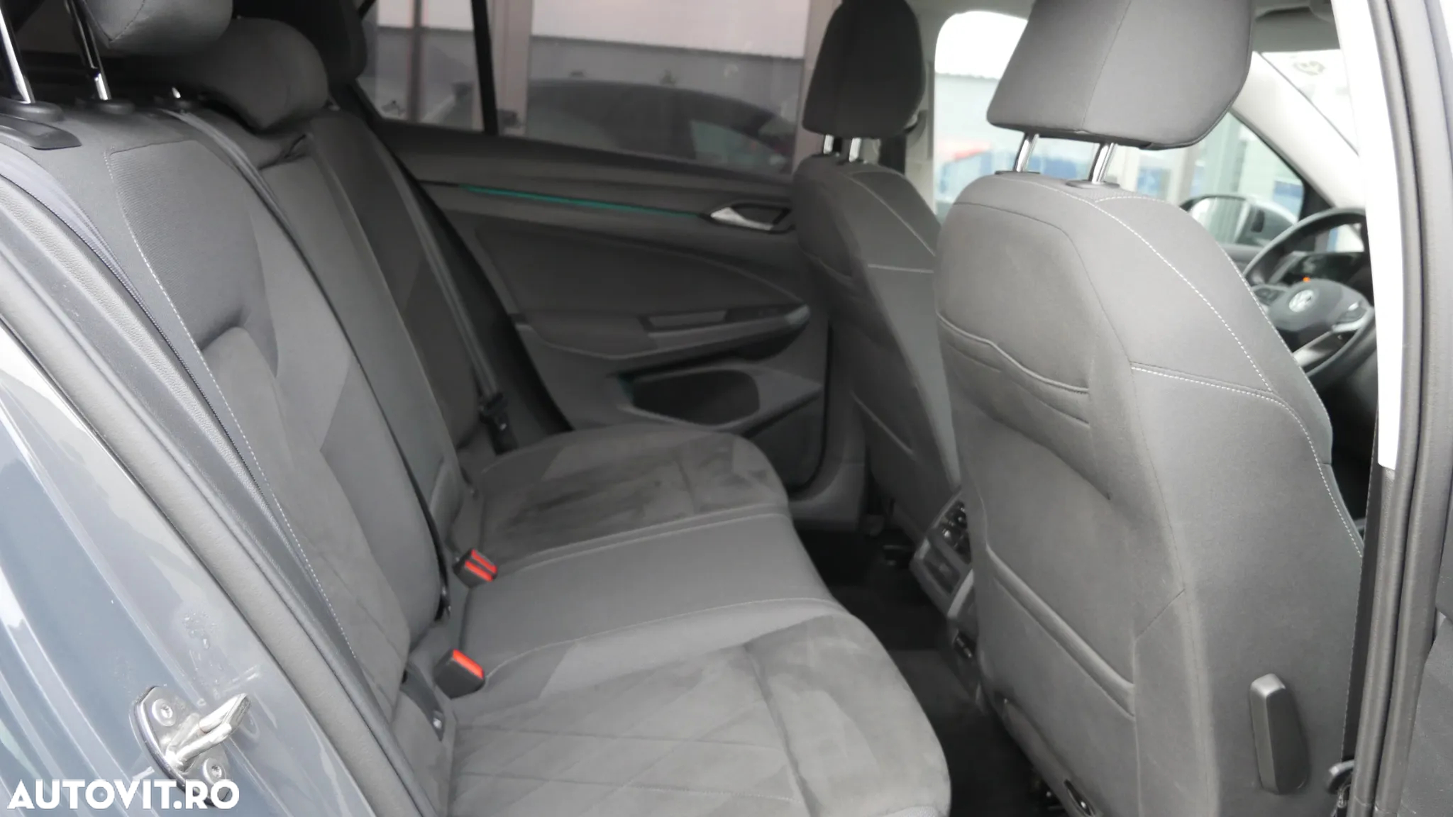 Volkswagen Golf - 17