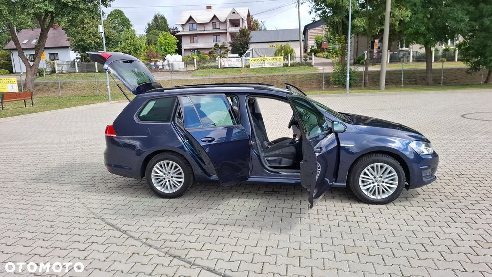 Volkswagen Golf 1.4 TSI BlueMotion Technology Cup - 28