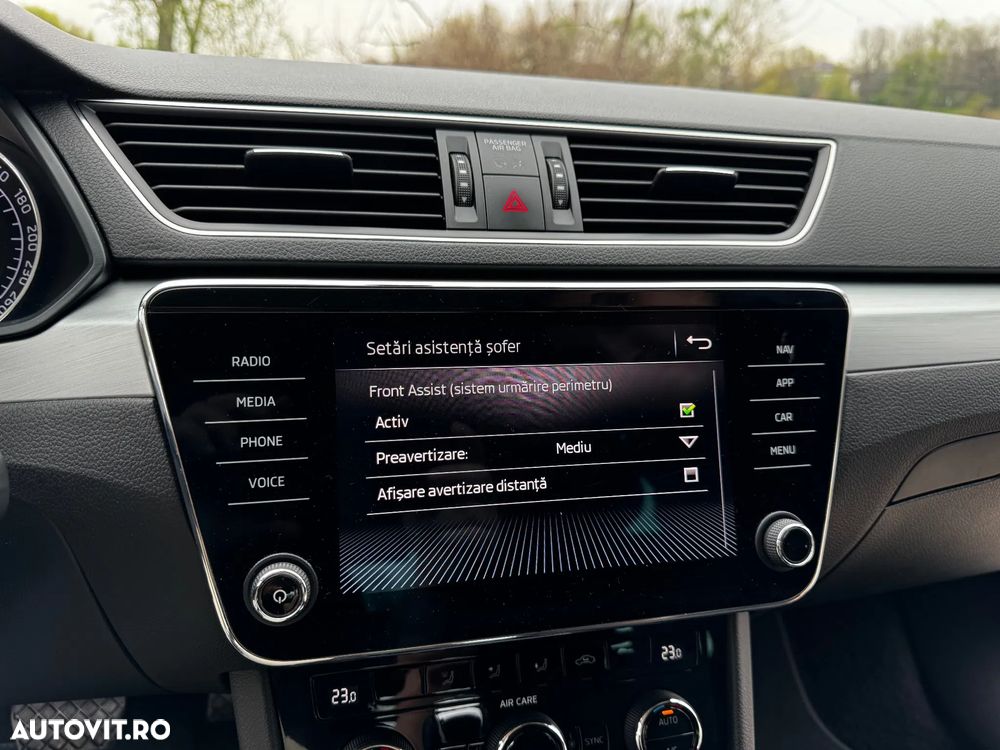 Skoda Superb 2.0 TDI DSG Active - 24