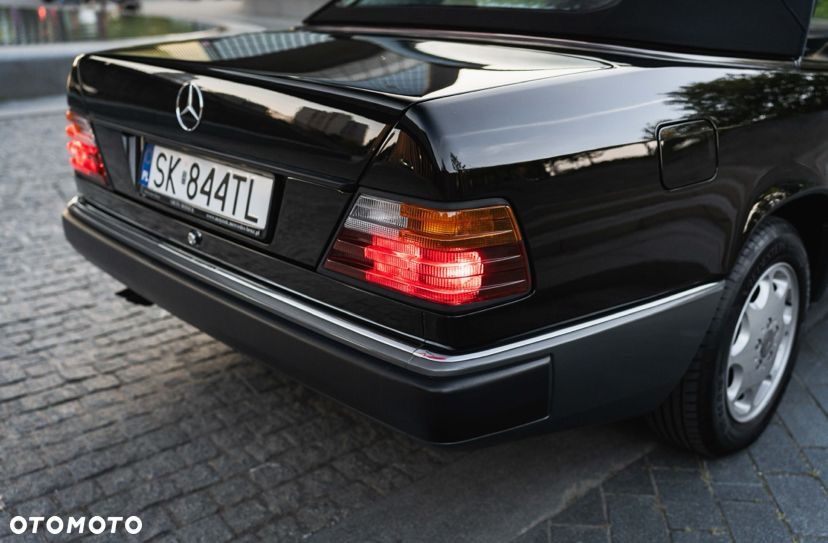 Mercedes-Benz W124 (1984-1993) - 22