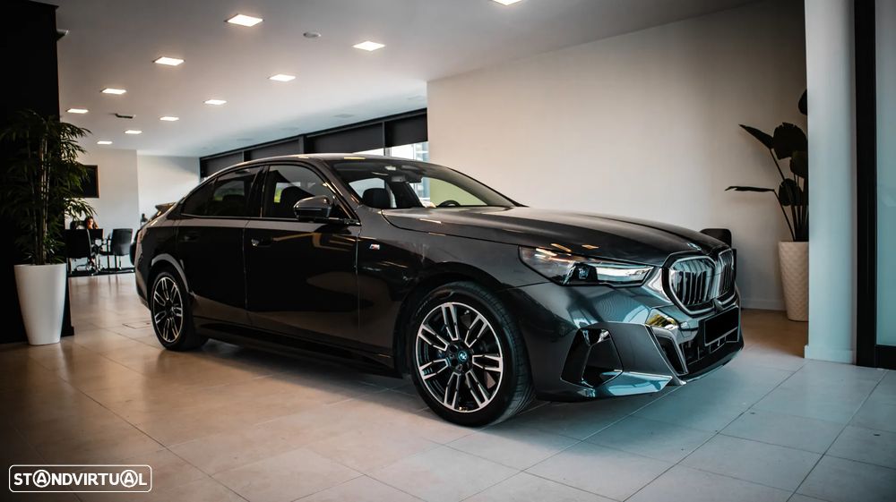 BMW i5 eDrive40 Pack Desportivo M - 2