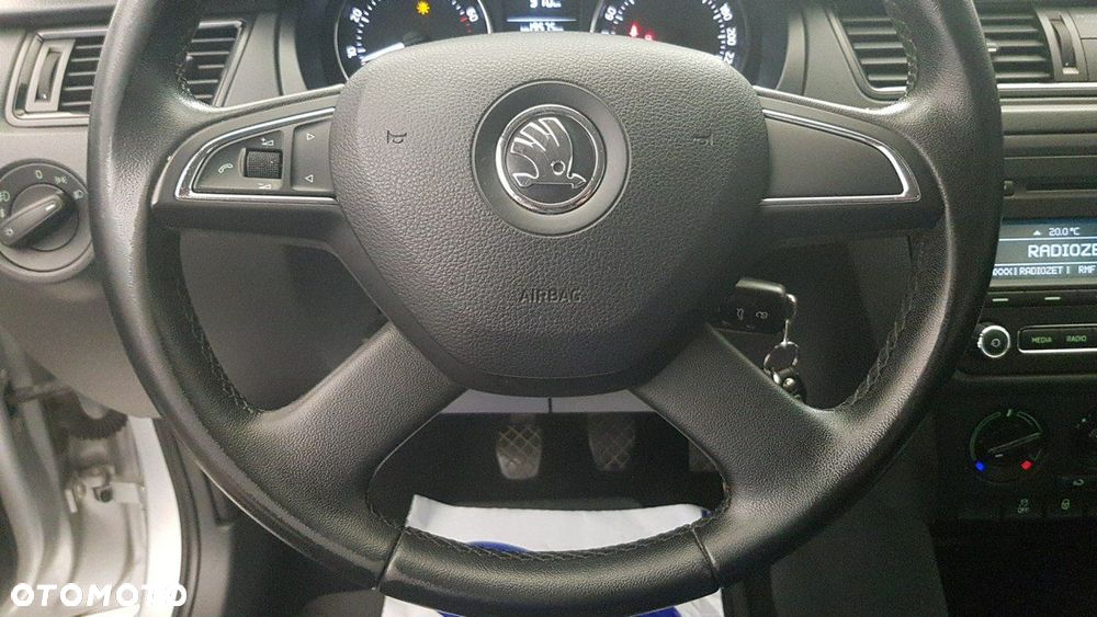 Skoda RAPID - 25
