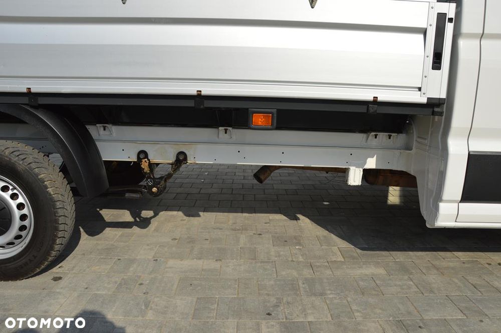 Volkswagen Crafter - 32