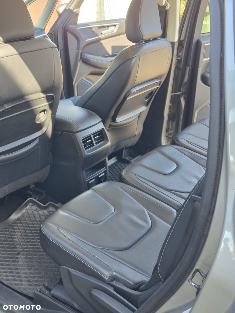 Ford S-Max 2.0 TDCi 4WD Titanium PowerShift - 28