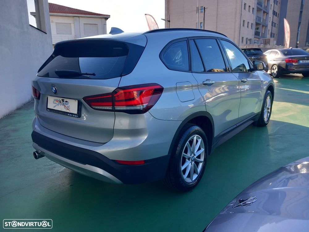 BMW X1 16 d sDrive Auto Line Sport - 5