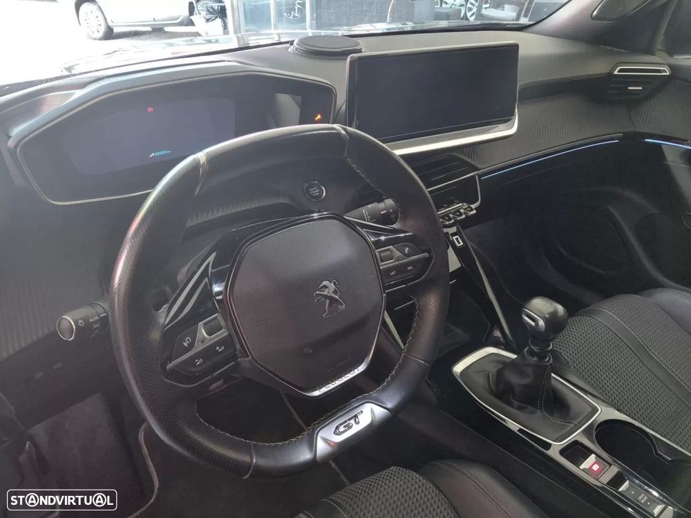 Peugeot 2008 PureTech 130 Stop&Start GT-Line Edition - 17