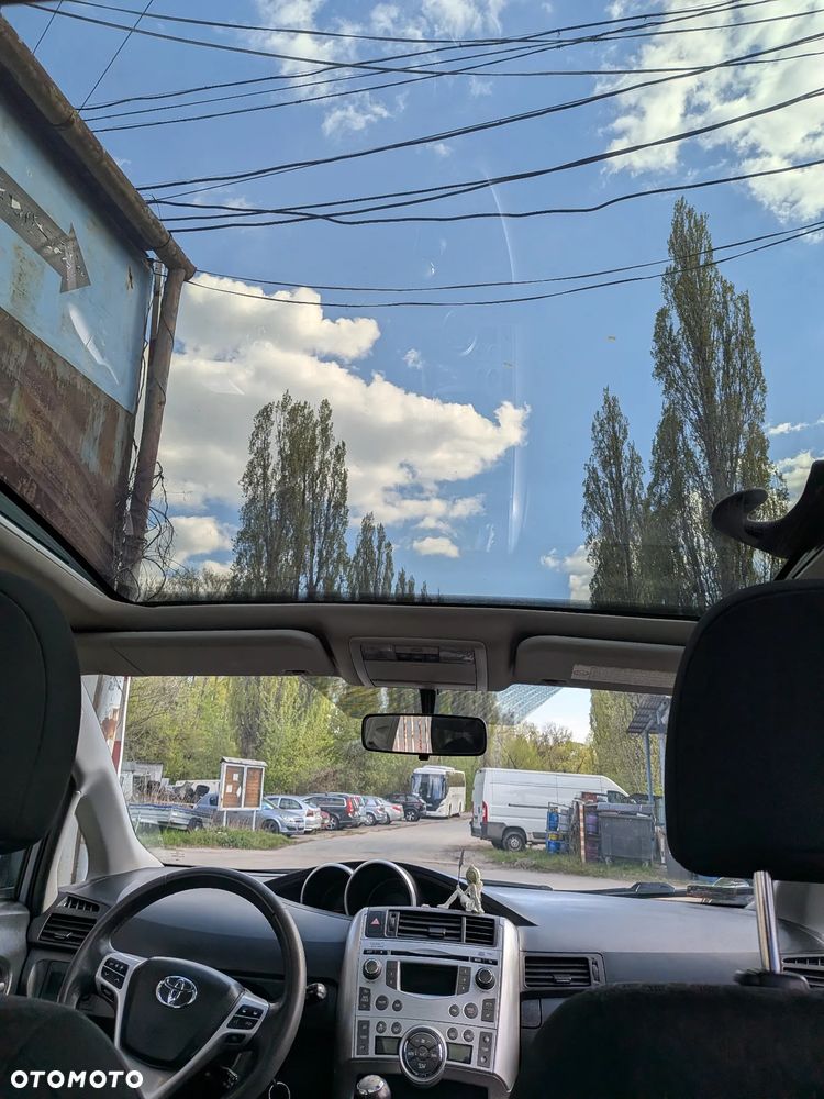 Toyota Verso 1.8 Executive - 31