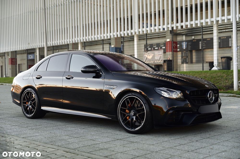Mercedes-Benz Klasa E AMG 63 S 4-Matic+ - 5