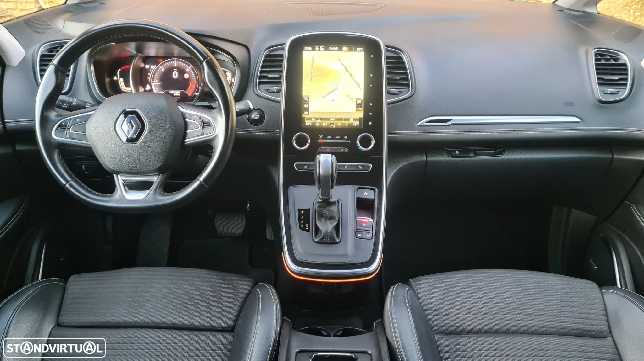 Renault Grand Scénic - 11