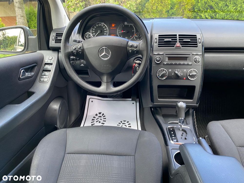 Mercedes-Benz Klasa A 180 CDI Autotronic Avantgarde Special Edition - 24