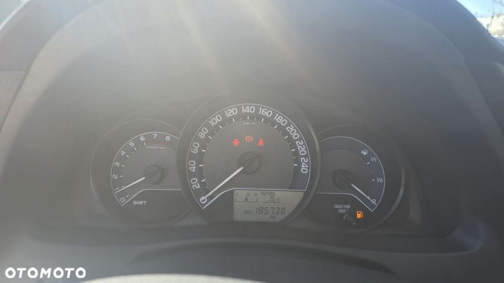 Toyota Auris - 11